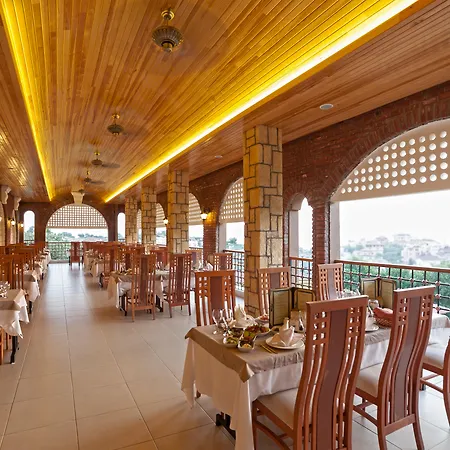 Club Paradiso Szálloda 5*