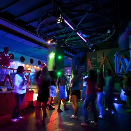 Club Paradiso ホテル