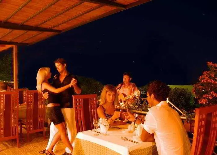 Club Paradiso 5*