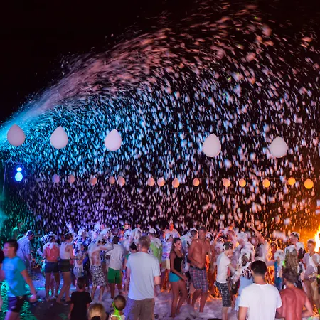 Club Paradiso Ξενοδοχείο